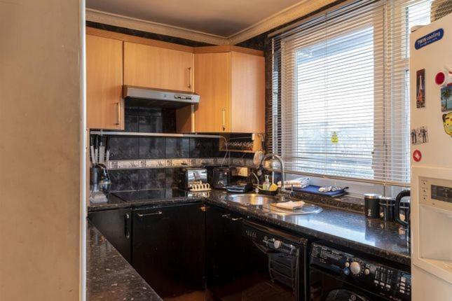 1 Bedroom Flat Close To City With Free Parking Arrangement Londres Exterior foto